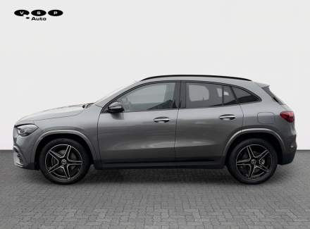 Mercedes-Benz - GLA