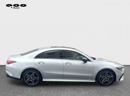 Mercedes-Benz - CLA