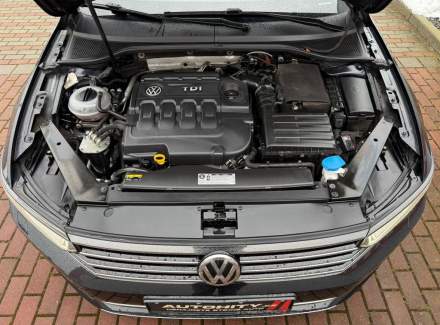Volkswagen - Passat