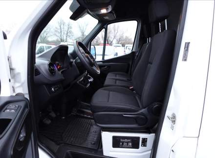 Mercedes-Benz - Sprinter