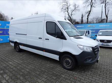 Mercedes-Benz - Sprinter