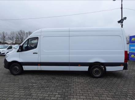 Mercedes-Benz - Sprinter