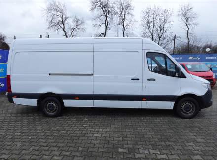 Mercedes-Benz - Sprinter