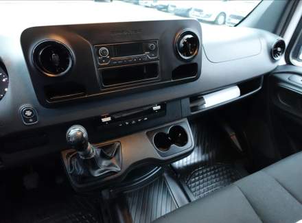 Mercedes-Benz - Sprinter