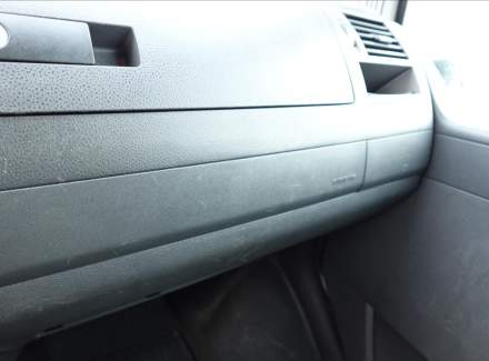 Volkswagen - Caravelle