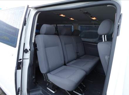 Volkswagen - Caravelle