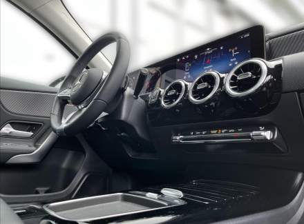 Mercedes-Benz - A-class