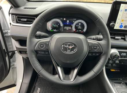 Toyota - RAV 4