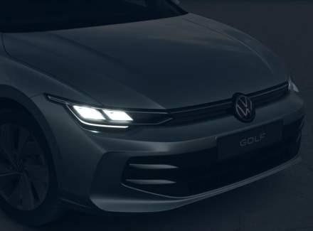 Volkswagen - Golf