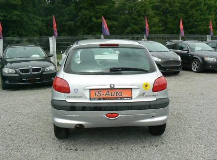 Peugeot - 206