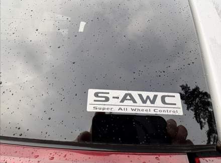 Mitsubishi - Outlander