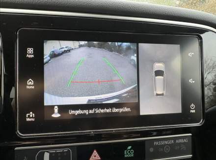 Mitsubishi - Outlander