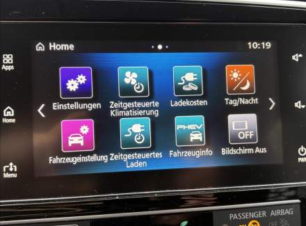 Mitsubishi - Outlander