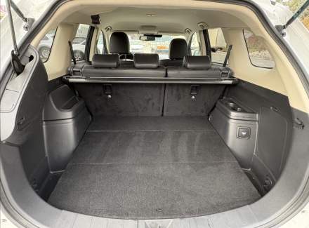 Mitsubishi - Outlander