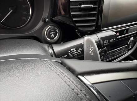 Mitsubishi - Outlander