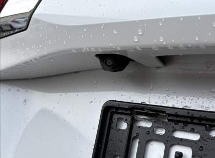 Mitsubishi - Outlander