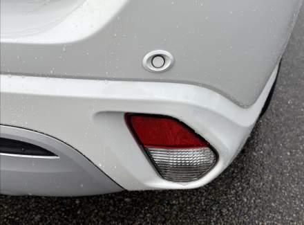 Mitsubishi - Outlander