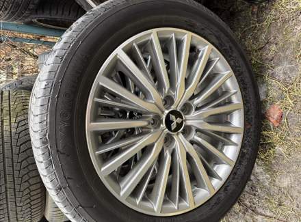 Mitsubishi - Outlander