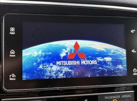 Mitsubishi - Outlander