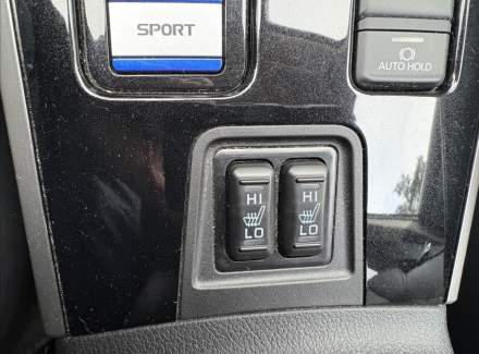 Mitsubishi - Outlander