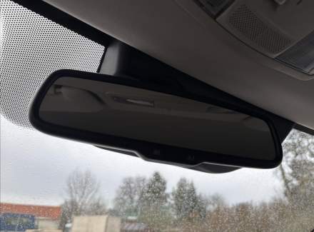 Mitsubishi - Outlander