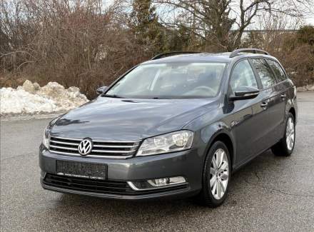 Volkswagen - Passat