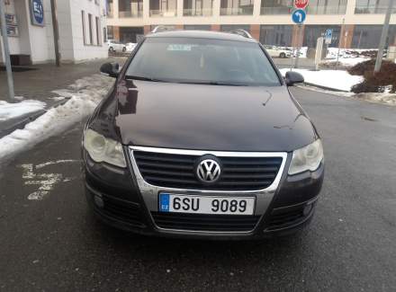 Volkswagen - Passat