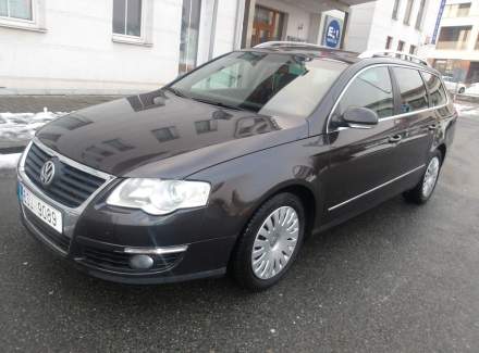 Volkswagen - Passat