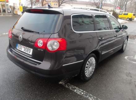 Volkswagen - Passat