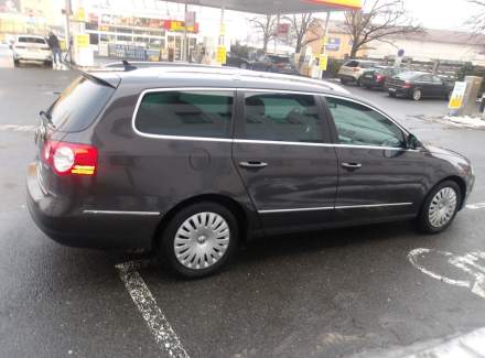 Volkswagen - Passat