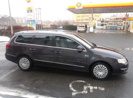 Volkswagen - Passat