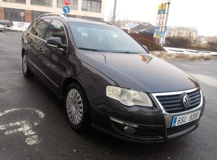 Volkswagen - Passat