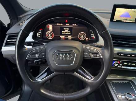 Audi - Q7