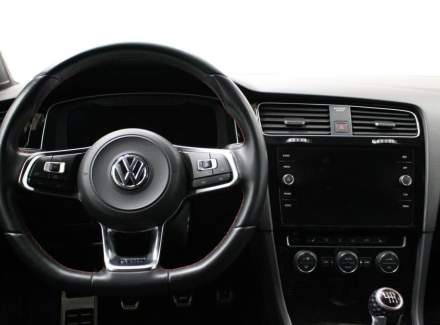 Volkswagen - Golf GTI Performance 2.0 TSI (245 Hp)