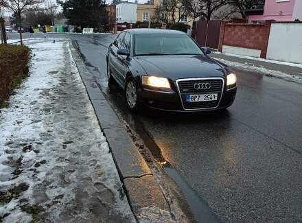 Audi - A8