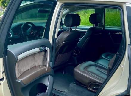 Audi - Q7