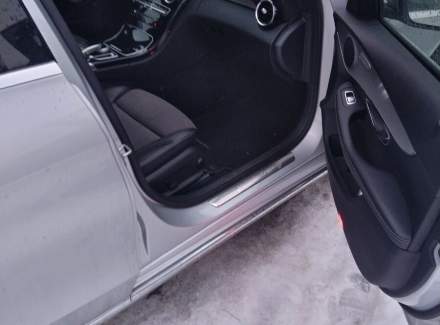 Mercedes-Benz - C-class