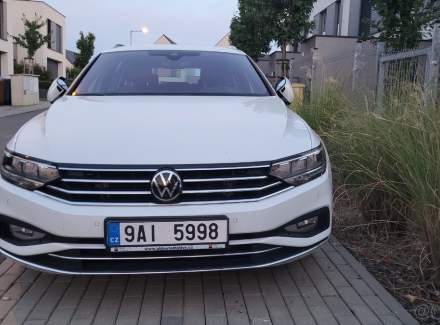 Volkswagen - Passat
