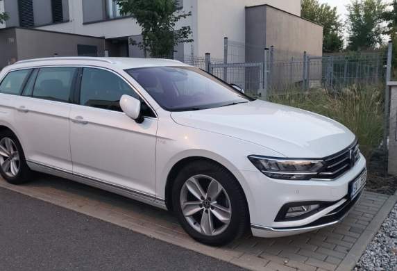 Volkswagen - Passat