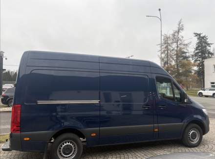 Mercedes-Benz - Sprinter