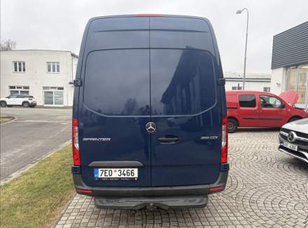Mercedes-Benz - Sprinter