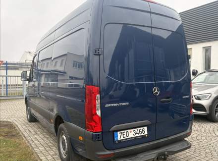 Mercedes-Benz - Sprinter