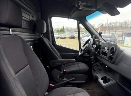 Mercedes-Benz - Sprinter