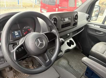 Mercedes-Benz - Sprinter