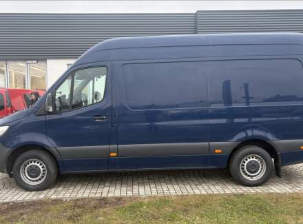 Mercedes-Benz - Sprinter