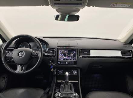 Volkswagen - Touareg