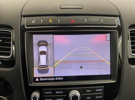 Volkswagen - Touareg