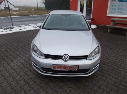 Volkswagen - Golf
