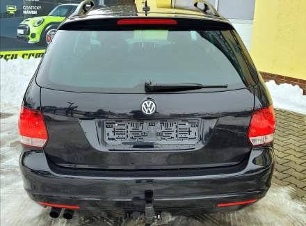 Volkswagen - Golf