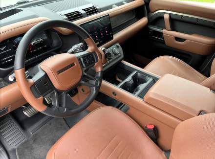 Land Rover - Defender